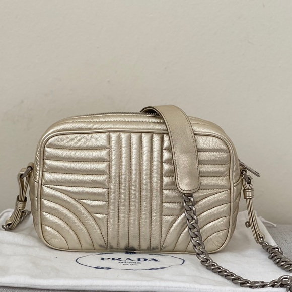 Prada Diagramme Camera Case Bag - Picture 2 of 14